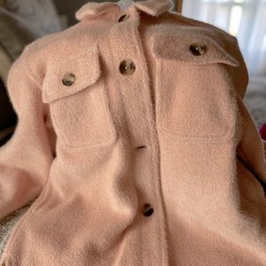 Old navy XS woman’s shacket!